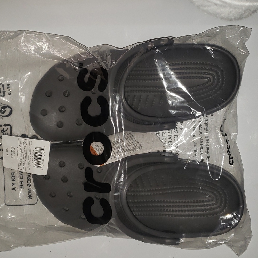 CROCS